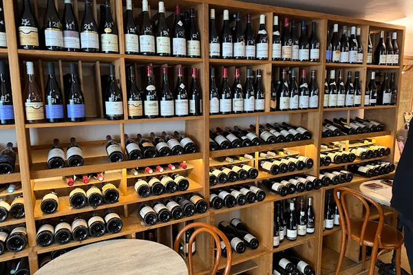 Ambassade de Bourgogne, bars à Paris — Cabinet
