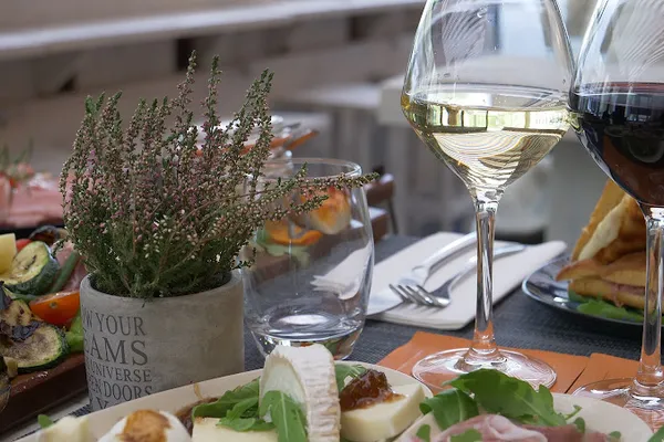 Amici - Bar à vins italiens, bars à Paris — Cabinet