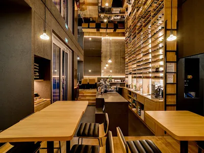 Apéro Square - Bar à Vins & Restaurant — bars à Paris