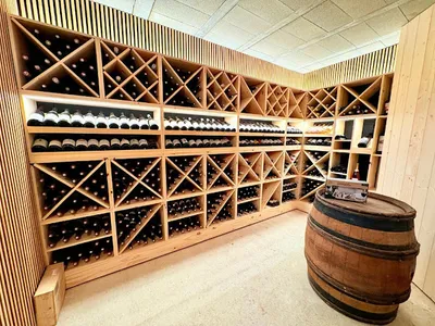 Artisan créateur de votre cave à vin, la cave à jojo, standard et sur-mesure à partir de 44€ — Installation de caves à vin à Alixan