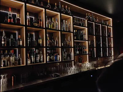 AU LOUP — bars à Paris