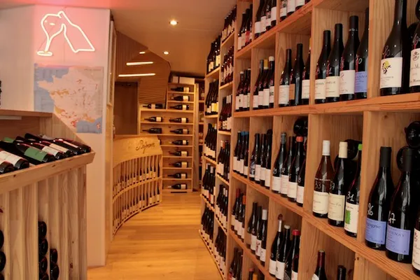 Bajocave, Cave à vins à Bayeux — Cabinet