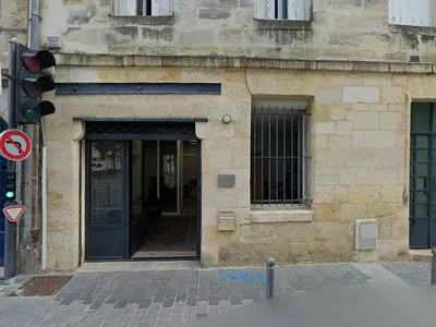 BALARESQUE Édouard • Courtier de Marchandises Assermenté • Courtier en Vins — Grossiste en vins à Bordeaux