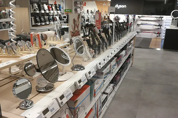 Boulanger Paris Passy, Magasin d'électroménager à Paris — Cabinet
