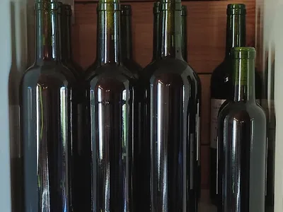 BUREAU DE COURTAGE EN VINS MARILYNE CLAVERIE — Courtier en denrées alimentaires à Arveyres