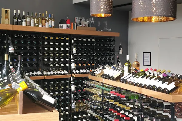 CAVAVIN - Nantes St Joseph, Cave à vins à Nantes — Cabinet