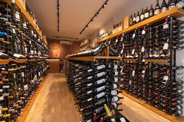 CAVAVIN - Paris 17 Poncelet, Cave à vins à Paris — Cabinet
