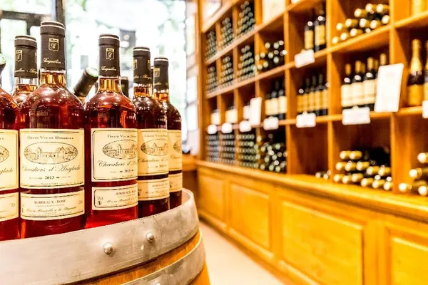 Cave à vins Bocquillon, Caviste à Paris — Cabinet