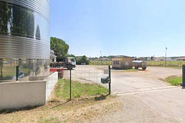 Cave Coopérative "Les Coteaux De Fontanes", Établissement vinicole à Fontanès — Cabinet