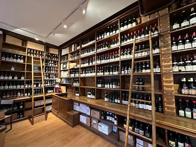 Cave rive gauche — Cavistes à Paris