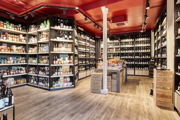Caves Bardou (Ternes), Magasin de vins et spiritueux à Paris — Cabinet