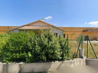 Centre Oenologique Cotes Du Rhone — Laboratoire à Cornas