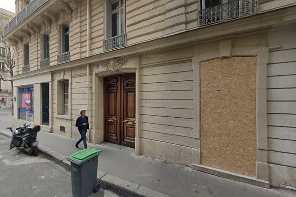 Champagne Henriot, Établissement vinicole à Paris — Cabinet