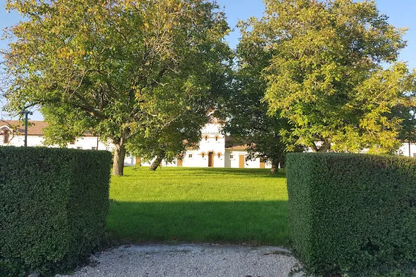 Champagne Maretz, Établissement vinicole à Merfy — Cabinet