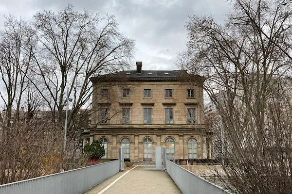 Château de Saint-Ouen-sur-Seine, attractions à Saint-Ouen-sur-Seine — Cabinet