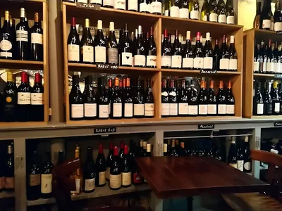 Comestibles et marchand de vins — bars à Paris