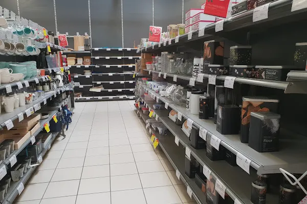 Conforama Colombes, Magasin de meubles à Colombes — Cabinet