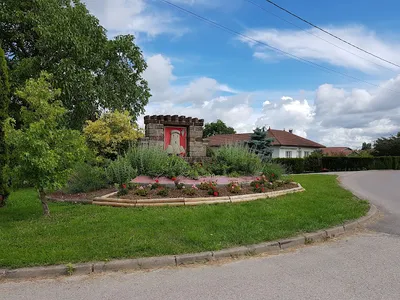 Coopérative Viticole des Coteaux du Montfort — Coopérative agricole à La Neuveville-sous-Montfort