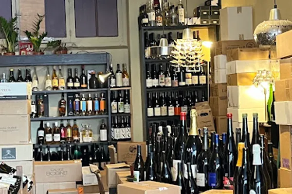 Crus et Decouvertes, Caviste à Paris — Cabinet