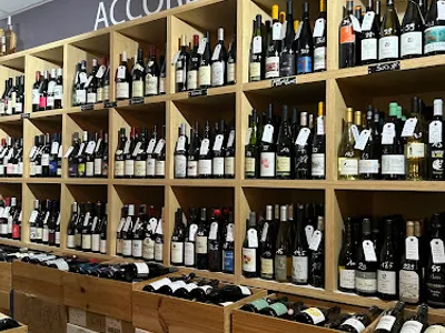 DES METS DES VINS — Caviste à Paris