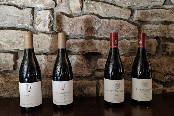 Domaine Drouhin Laroze, Établissement vinicole à Gevrey-Chambertin — Cabinet
