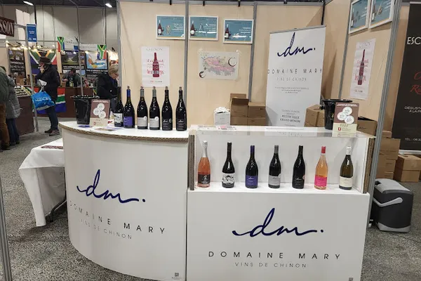 Domaine Mary, Établissement vinicole à La Roche-Clermault — Cabinet