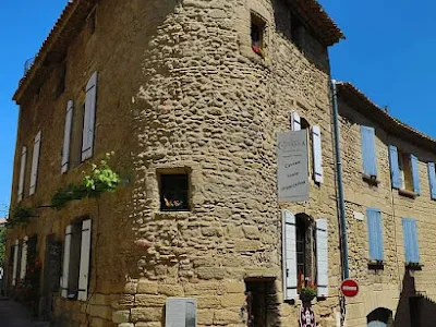 Ecole de Dégustation Oenologie Mouriesse — Centre de formation à Châteauneuf-du-Pape