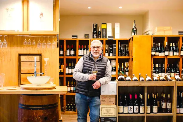 Esprit Vigneron, Cave à vins à Versailles — Cabinet