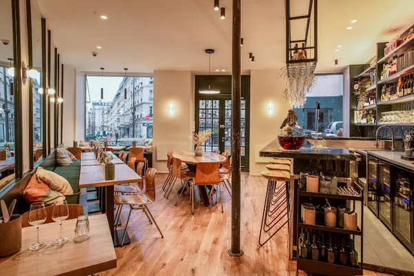 Euphorie - Bar à vin, bars à Paris — Cabinet