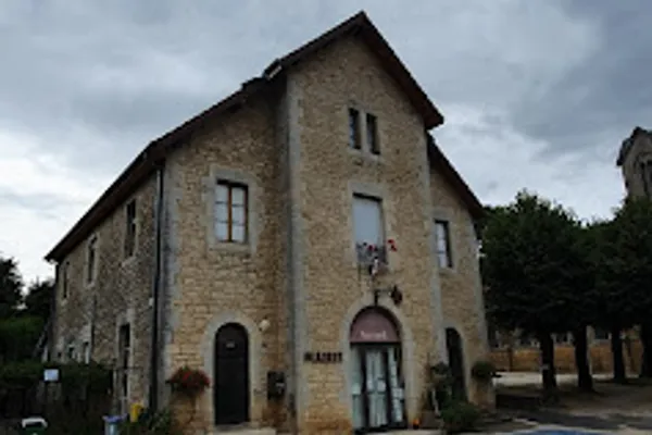 Fruitière Vinicole de Pupillin, Cave à vins à Pupillin — Cabinet