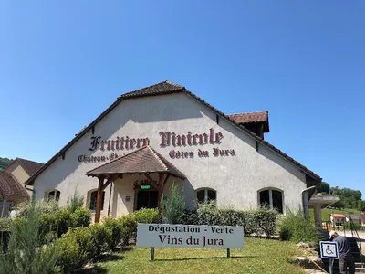 Fruitière Vinicole de Voiteur — Magasin de vins et spiritueux à Voiteur