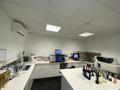 FWINE — Service logistique à Sauveterre-de-Guyenne