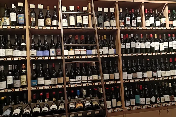 GEGEOR - Caviste & Restaurateur, restaurants à Paris — Cabinet