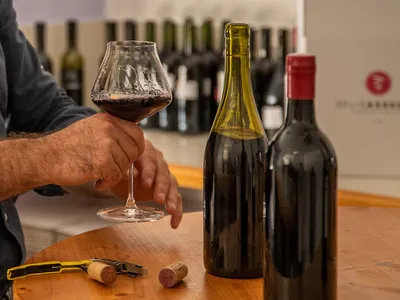 Gelis Associés - Courtiers en vins — Grossiste en vins à Lézignan-Corbières