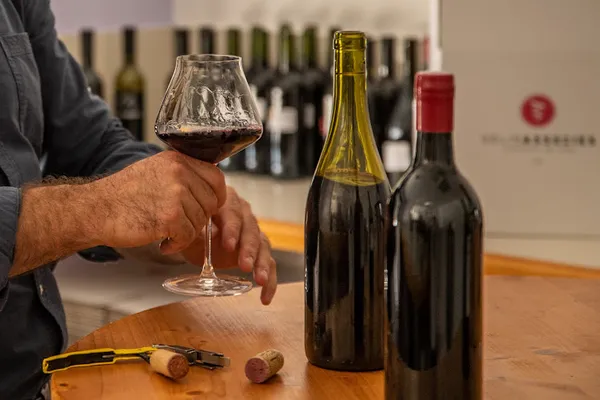 Gelis Associés - Courtiers en vins, Grossiste en vins à Lézignan-Corbières — Cabinet