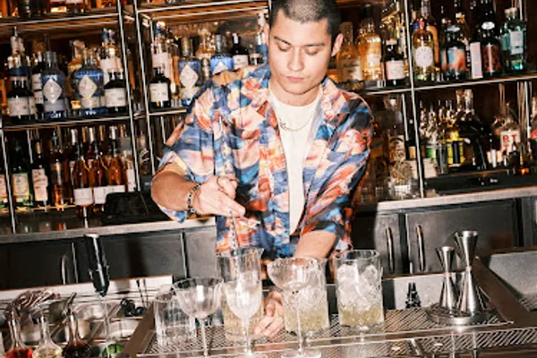 Grouvie, bars à Paris — Cabinet