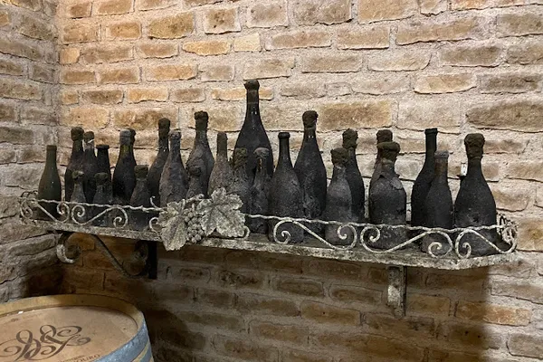 Hapiwine Shop, Caviste à Paris — Cabinet