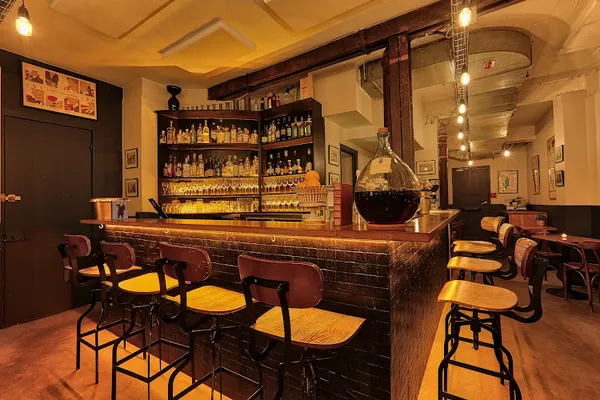 Henriette Bar-à-vins, bars à Paris — Cabinet