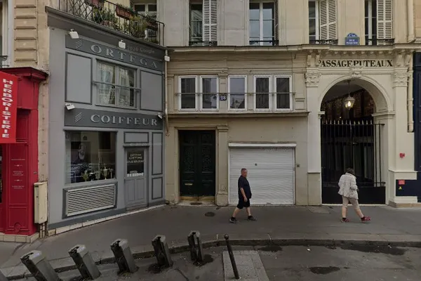In Vino, Établissement vinicole à Paris — Cabinet