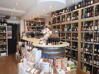 Intercaves Orsay - Cave à vins, bières, spiritueux, champagnes - Pour particuliers et professionnels — Caviste à Orsay