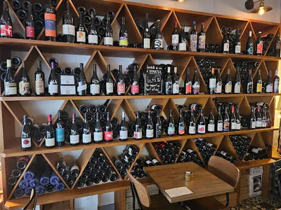 Jaja | Bar à Vin Paris et IDF | Bières artisanales — bars à Le Pré-Saint-Gervais