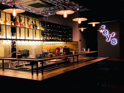 Jey’s — restaurants à Paris