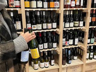 L'Ange rouge - Caviste - Pigalle — Caviste à Paris