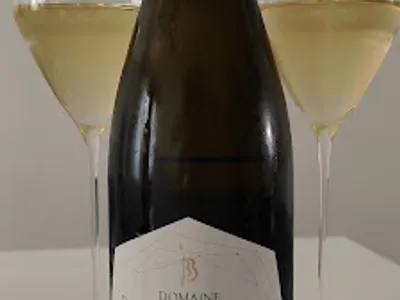 La Cave Éclairée - Caviste en ligne & retrait sur place — Caviste à Issy-les-Moulineaux