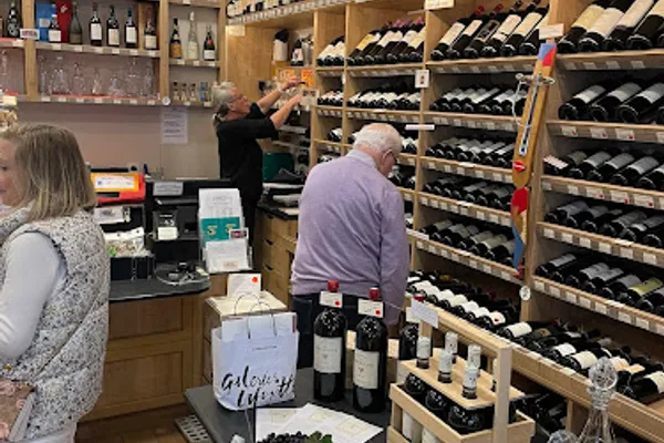 La Cave Vignon, Caviste à Paris — Cabinet