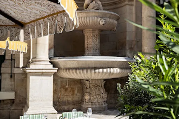 La Fontaine Gaillon, restaurants à Paris — Cabinet