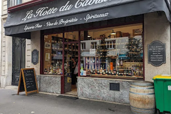 la Hotte du Caviste, Caviste à Paris — Cabinet