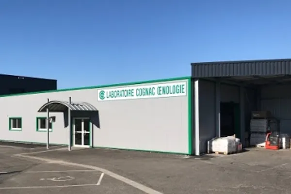 Laboratoire Cognac Œnologie - Analyses vins et spiritueux, Laboratoire à Cognac — Cabinet