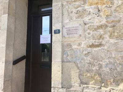 Laboratoire d'œnologie Jacoby Sourdès — Laboratoire à Podensac