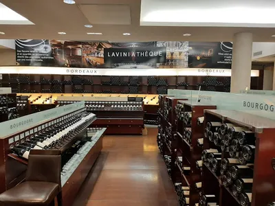 LAVINIA — Cave à vins à Paris